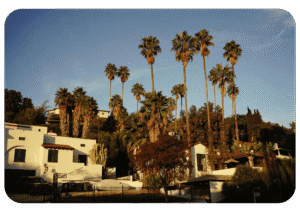 Dom w stylu śródziemnomorskim używany jako przykład w ćwiczeniu językowym